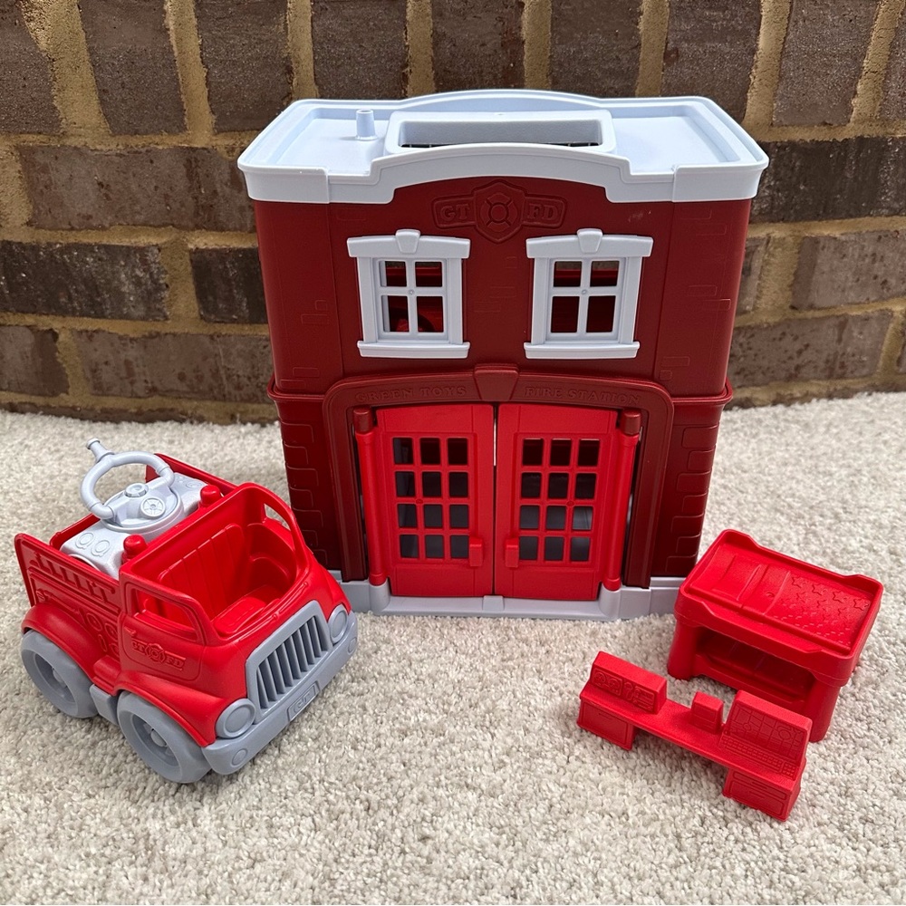 Green Toys Fire Station Playset - Picture 2 of 10